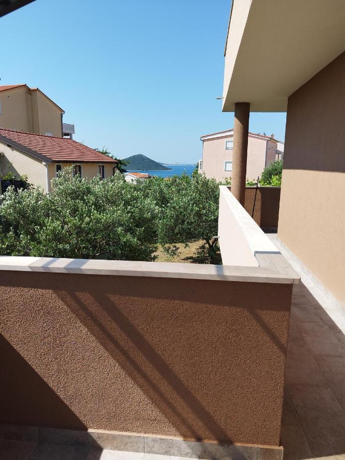 Apartments Davor Драге Экстерьер фото